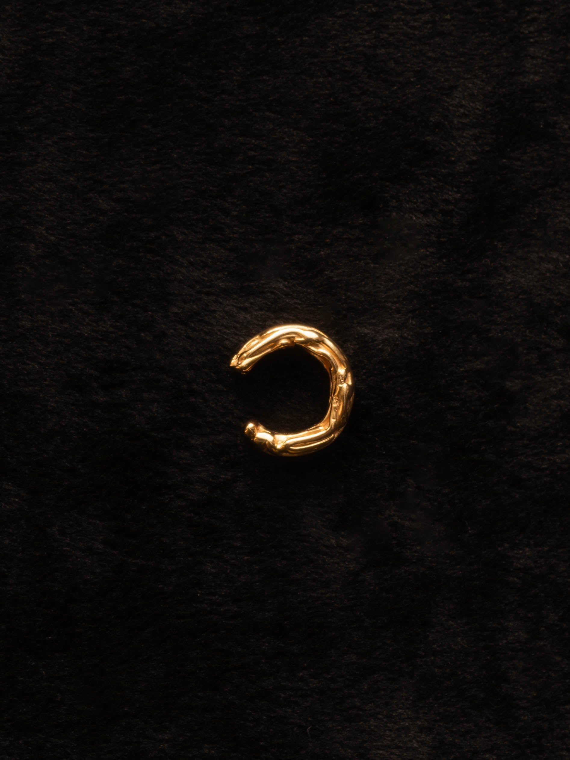 Nacre Ear cuff