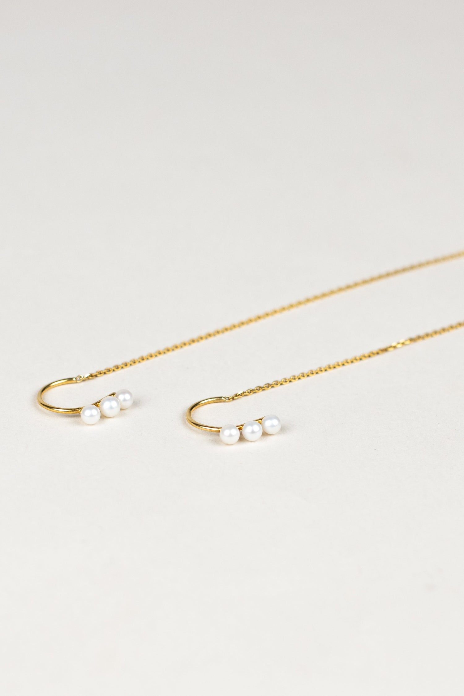 Chain perlové náušnice