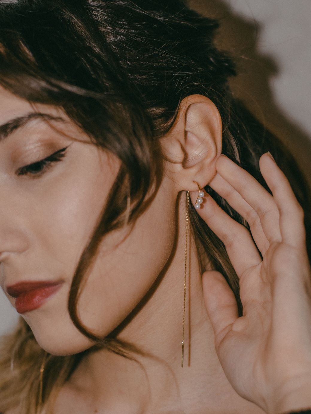 Chain perlové náušnice