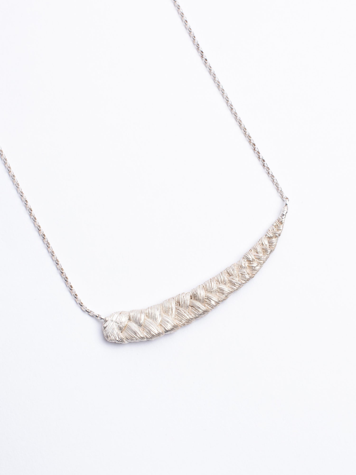 Pigtail náhrdelník