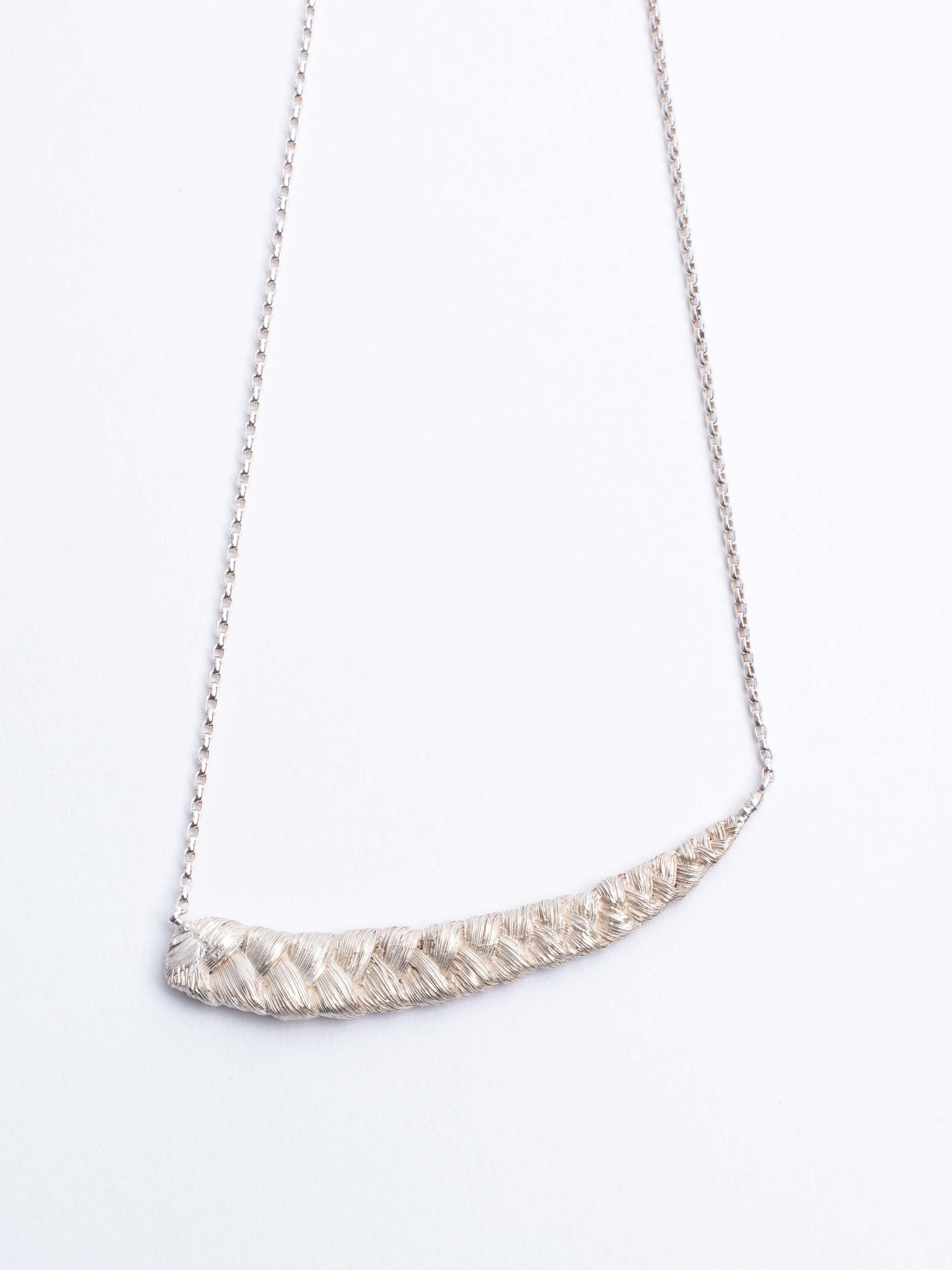 Pigtail náhrdelník