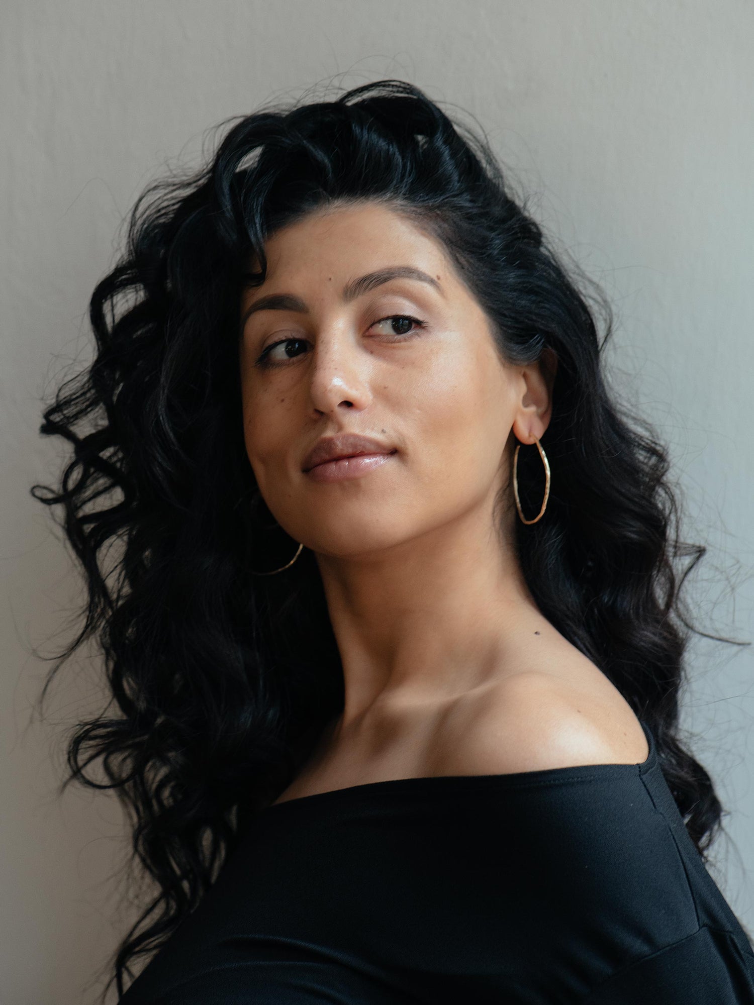 Strukturované kruhové náušnice