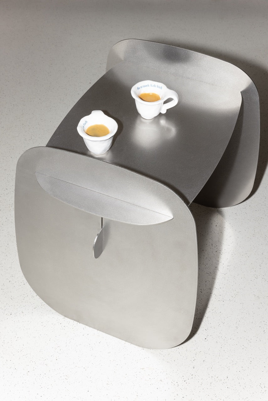 Pebbles table
