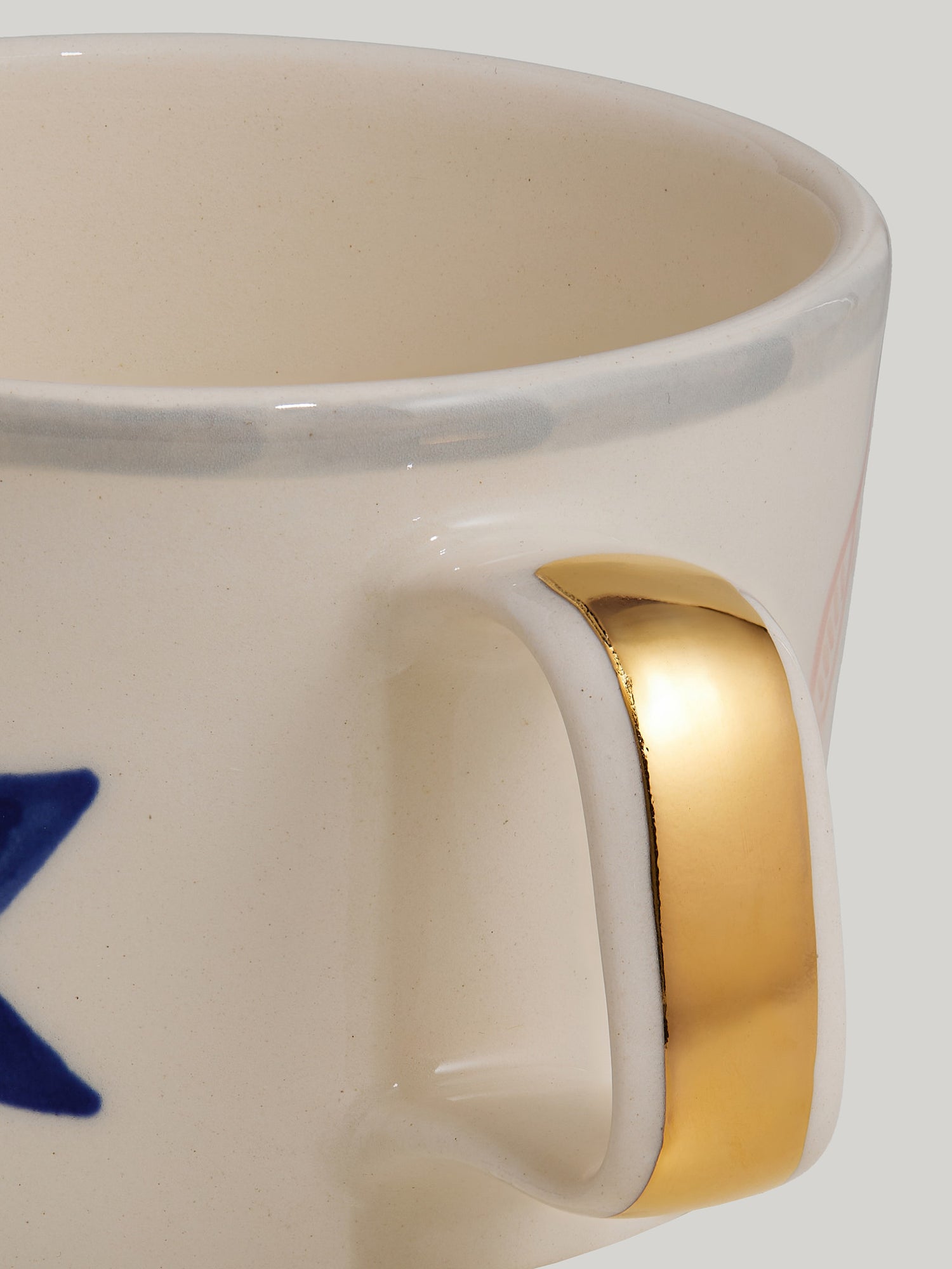 Naive šálek s podšálkem