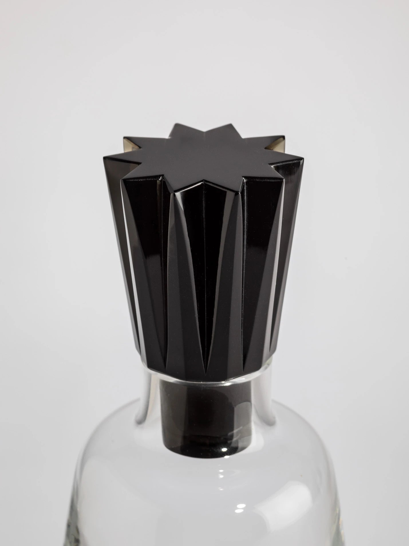 Lotus decanter