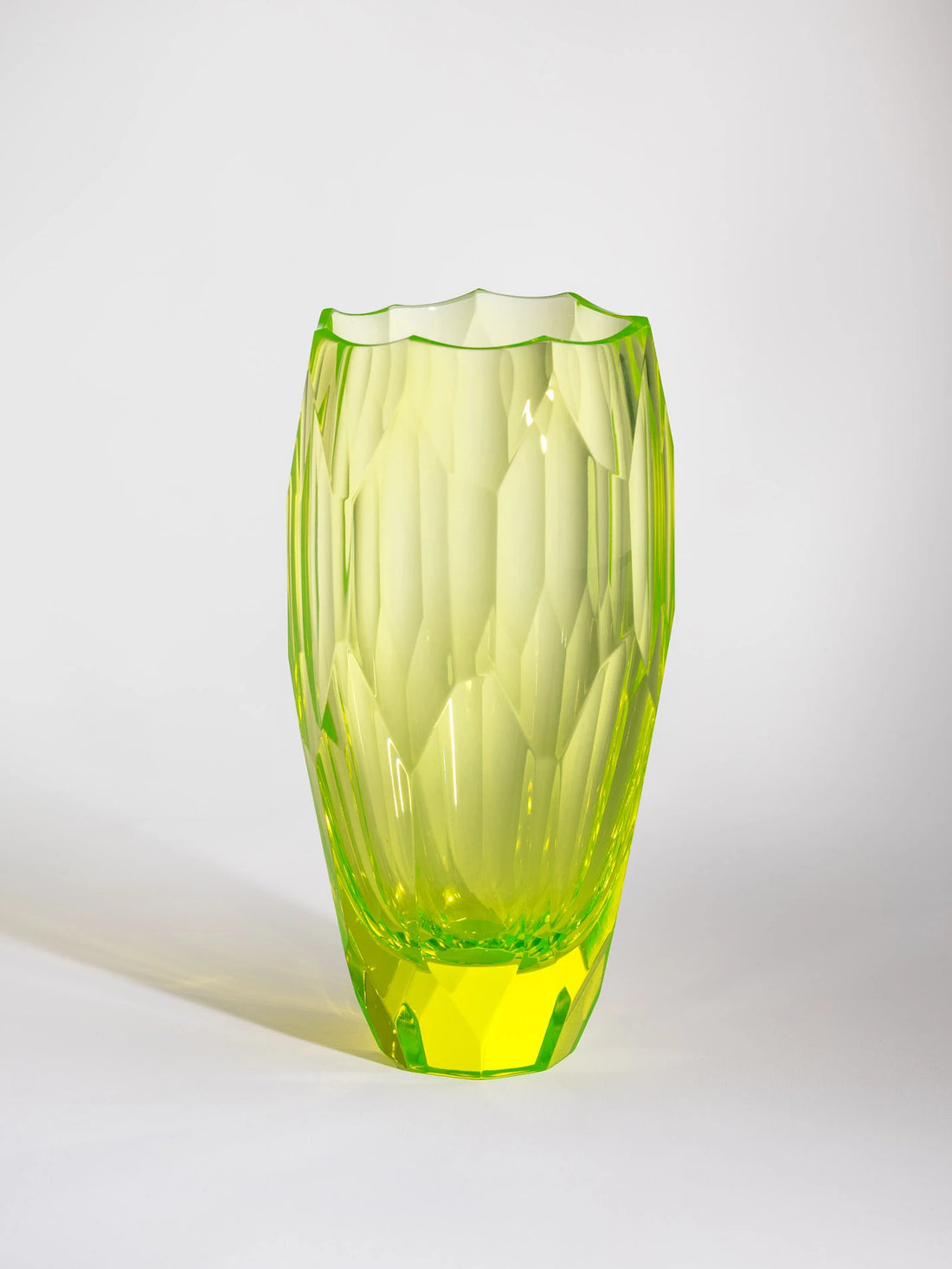 Crystal uranium vase