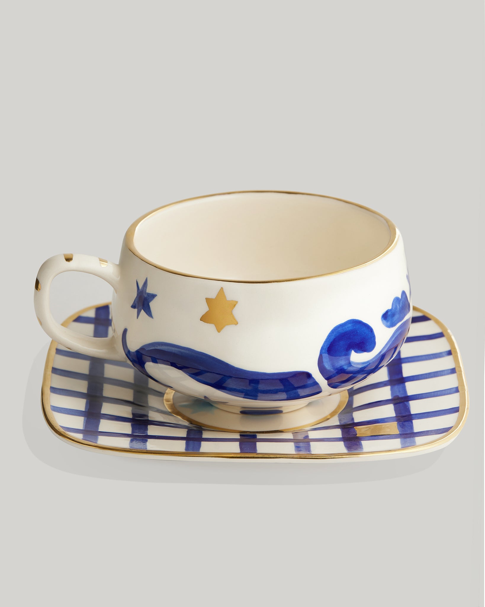 Dragon cup with saucer