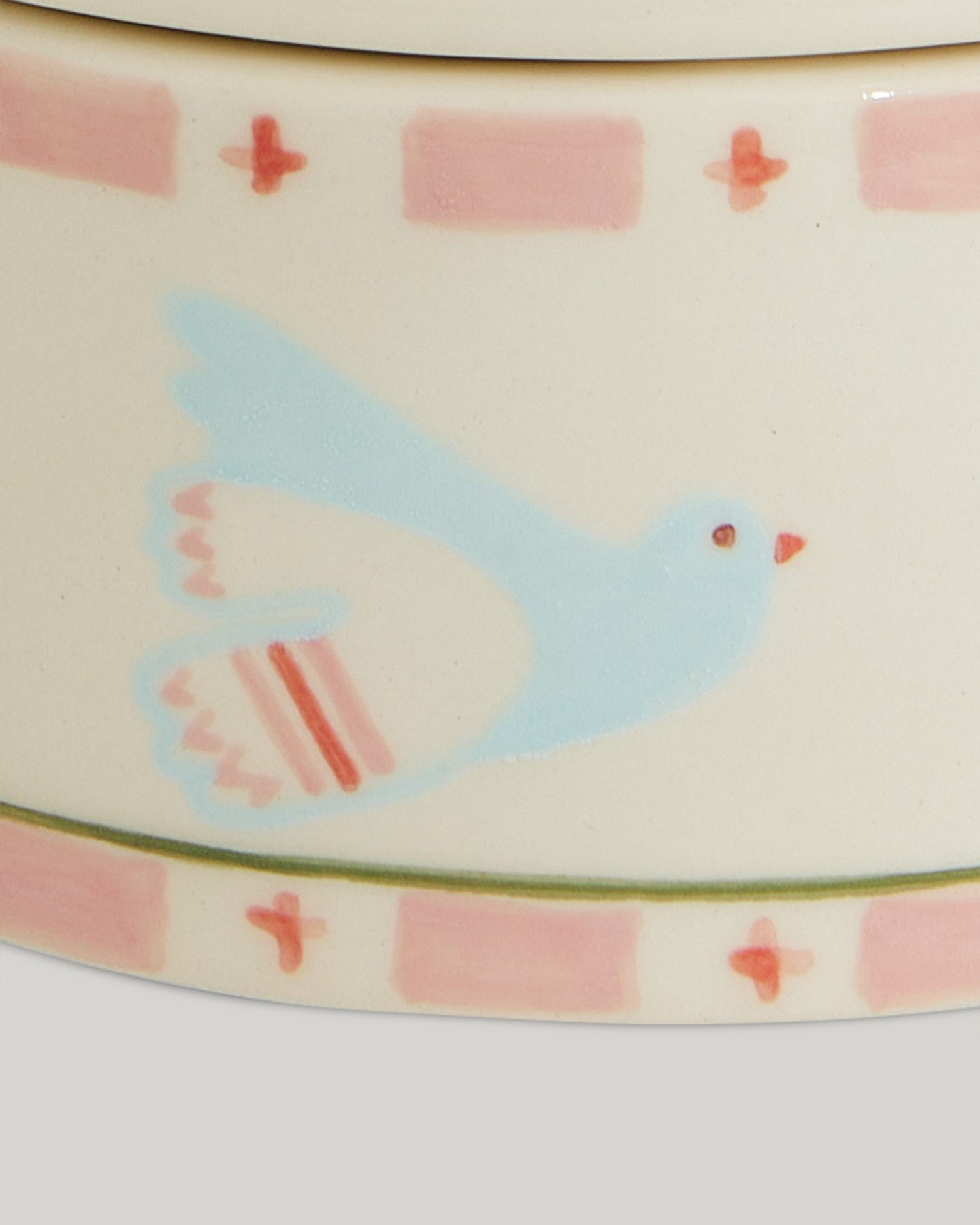 Sugar bowl with doves