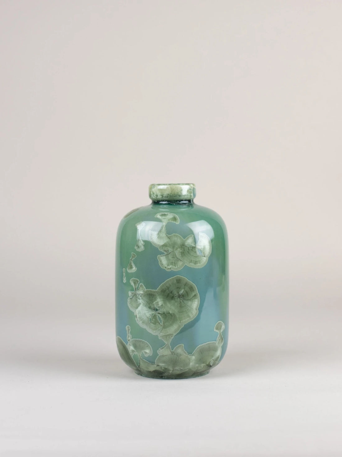 Crystalline vase green