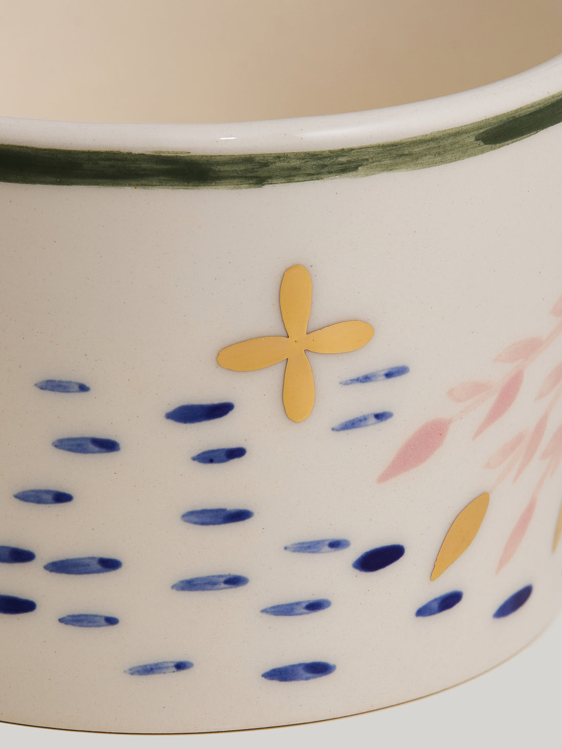 Pond cup with saucer