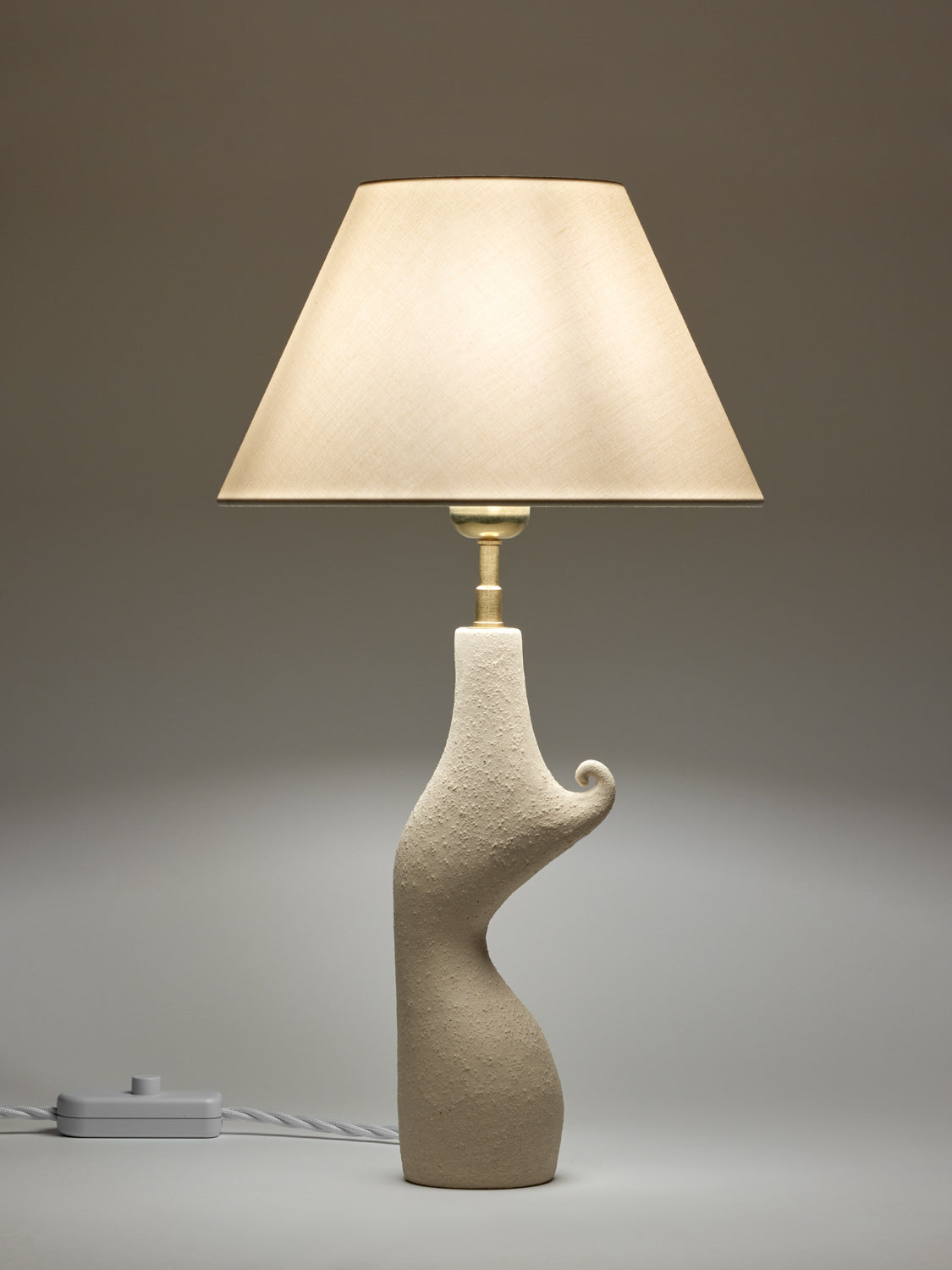 Sway lamp