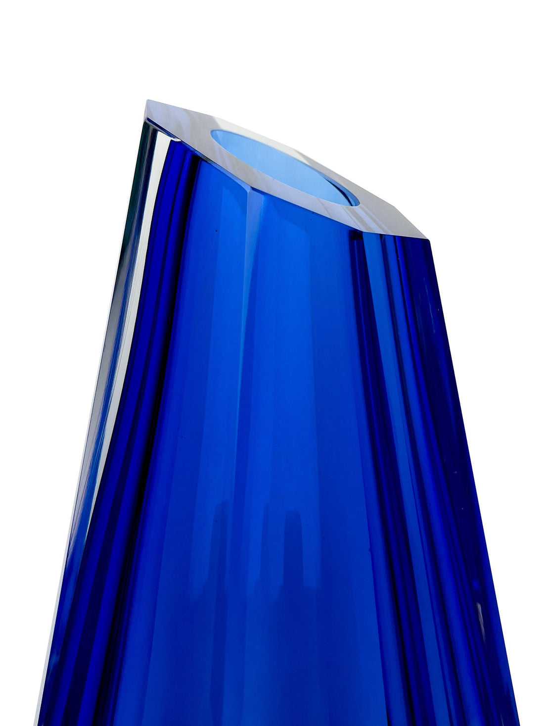 Deep ocean vase